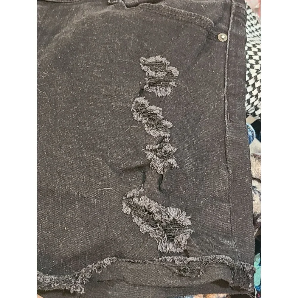 Gemma Rae Shorts Women's Black Denim Size 15/32 Distressed High Waist Cut Off - Picture 5 of 6